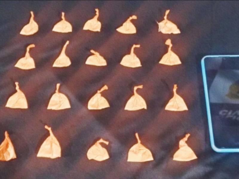 Condutor é detido após fuga e apreensão de cocaína em Assis