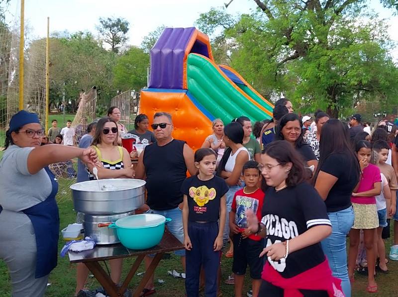 Belchior reúne mais de 500 pessoas na Festa das Crianças na Murilo Macedo