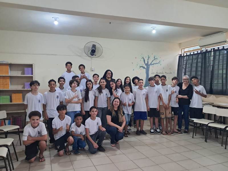 Escola Cleia Caçapava promove bate-papo com estudantes dos 7ºs anos e jornalista paraguaçuense