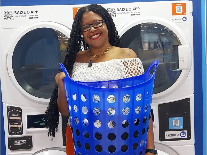 Chega de sofrer na hora de lavar suas roupas. Vem pra Clean-Lav!