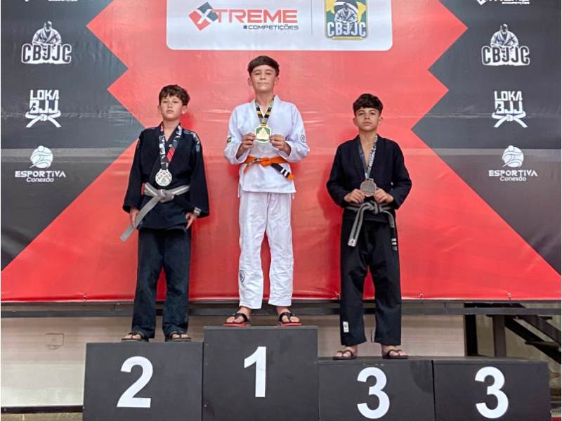 Atleta paraguaçuense fatura medalha de ouro em competição de Jiu Jitsu em Vera Cruz