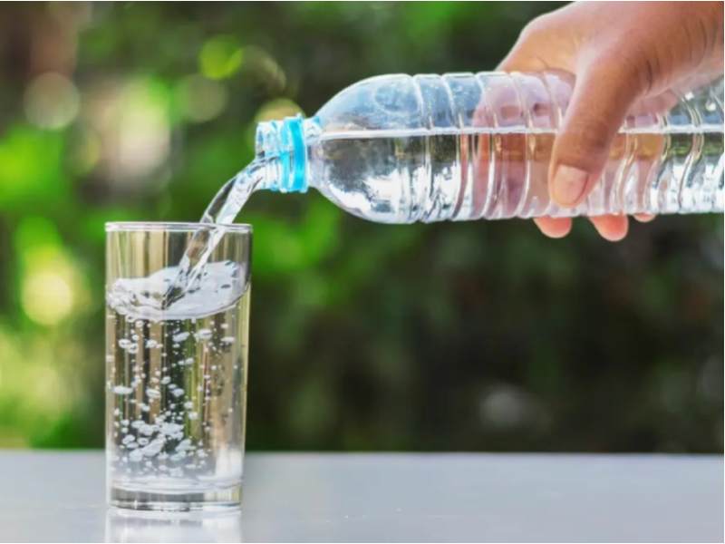 Desfile de 12 de Março terá distribuição gratuita de água na Fonte Luminosa