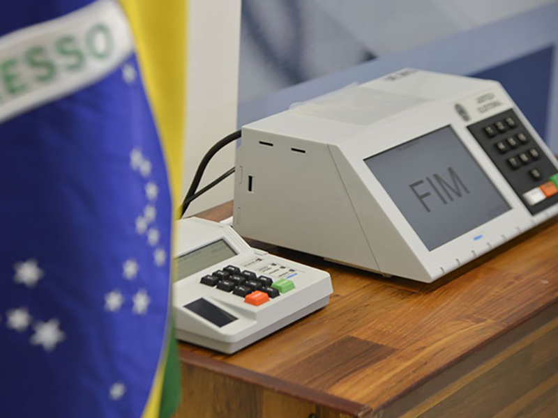 Quem tiver sido diagnosticado com covid-19 a partir de 1º de novembro não poderá votar