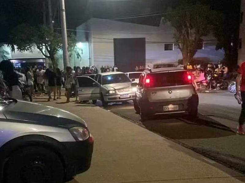 Três pessoas são baleadas em confusão durante show em Jaú