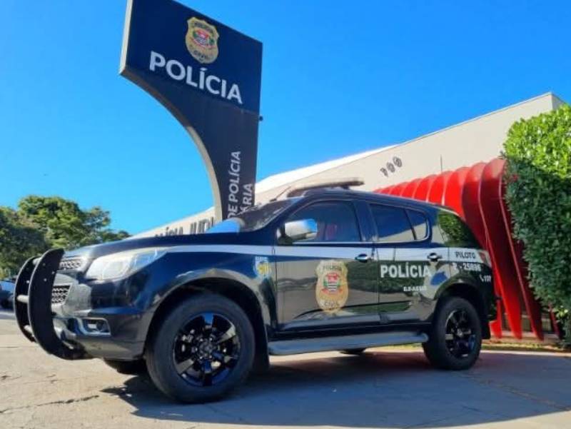 Homem é preso após furtar  estabelecimento comercial em Assis