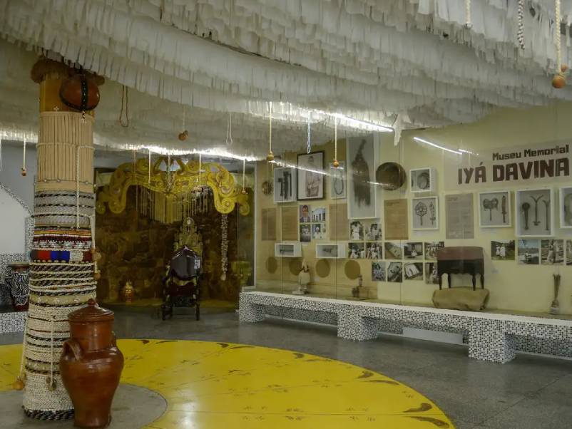 Racismo religioso: 76% dos terreiros no Brasil sofreram violências