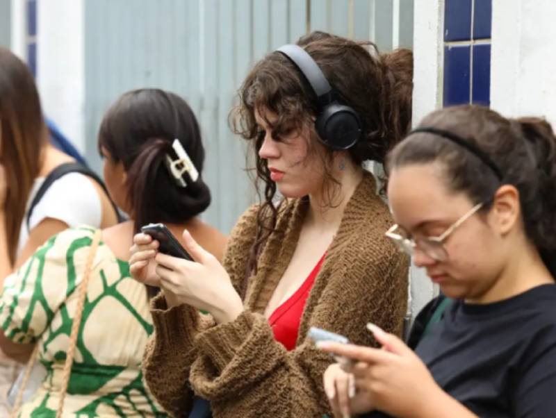Desigualdades marcam formalização do trabalho entre jovens brasileiros