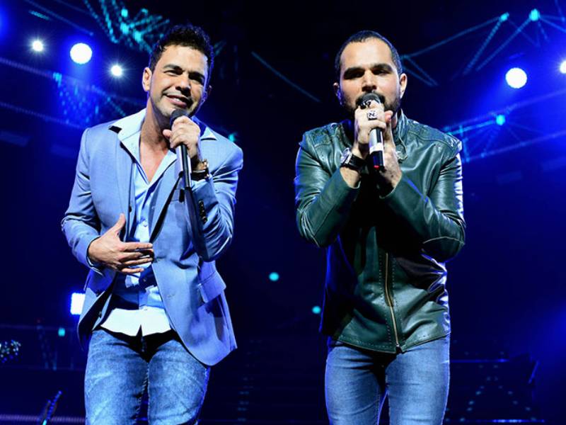 Zezé Di Camargo & Luciano encerram neste domingo (28) a 15ª Expo Paraguaçu