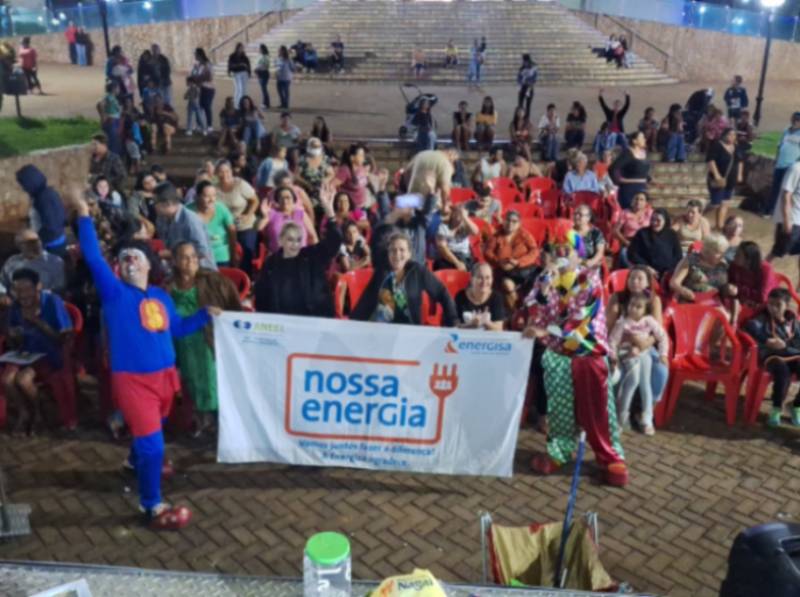 Projeto Nossa Energia troca lâmpadas, ventiladores e geladeiras em Quatá
