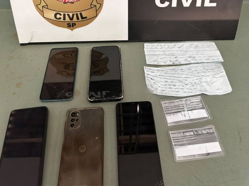 Polícia apreende celulares e cartas de presidiários em Pirapozinho