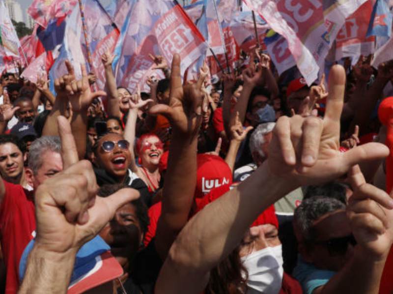 Comitê Popular de Luta do PT realiza Carreata da Soberania Popular em apoio a Lula em Paraguaçu