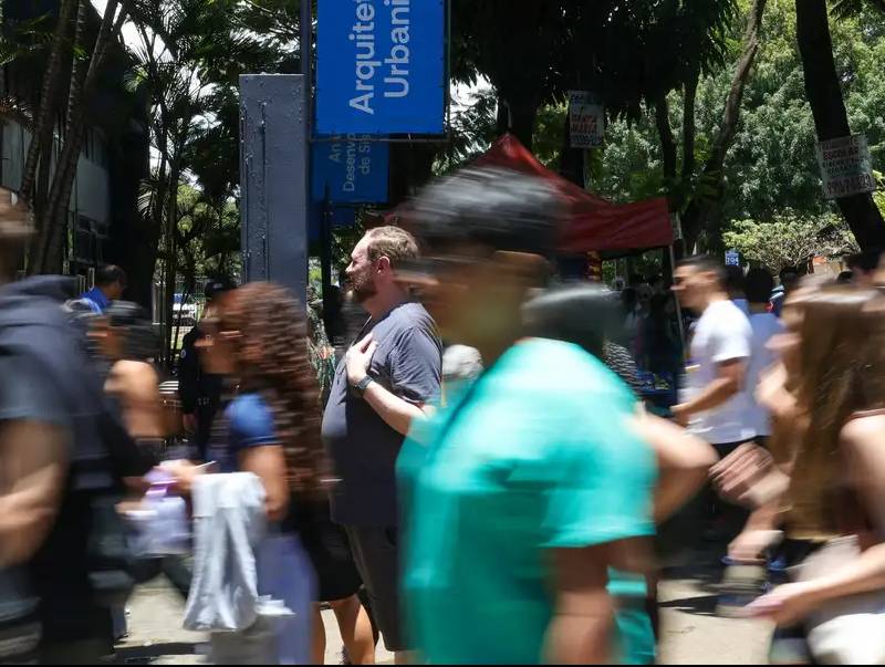 Abstenção no primeiro dia do Enem 2025 chegou a 27%