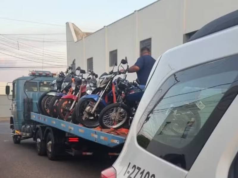 Nove motos são apreendidas e 25 multas aplicadas após denúncia de perturbação de sossego em Jaú