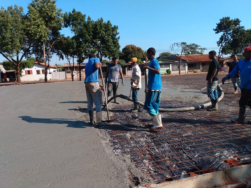 Construção da Areninha segue a todo o vapor no Jardim Bela vista, em Paraguaçu