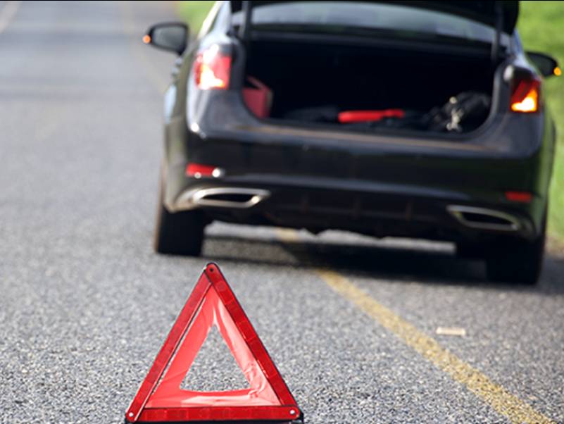 Entrevias orienta sobre os cuidados ao parar o veículo na rodovia