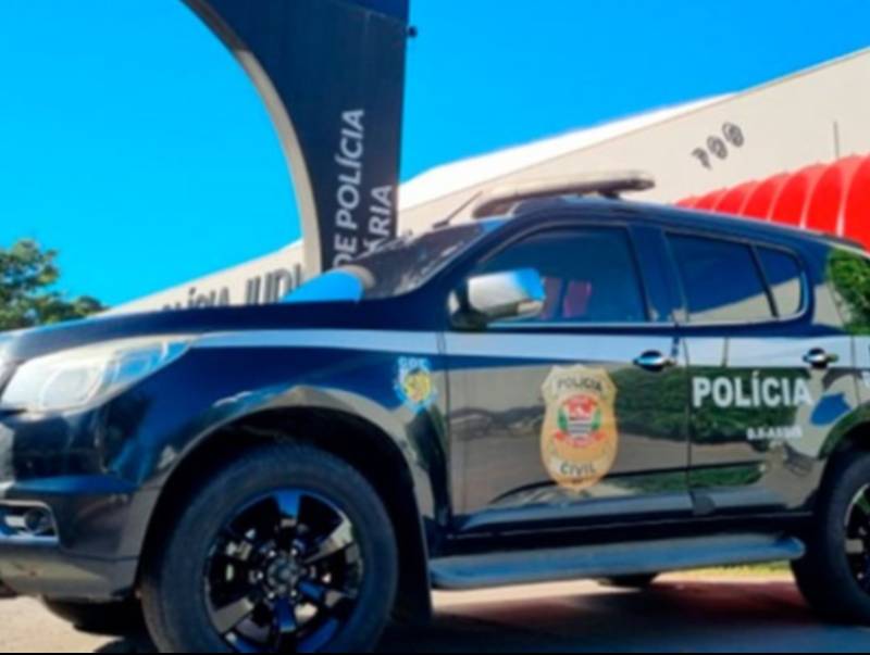 Homem é preso após tentar agredir filha com enxada na Vila Tênis Clube em Assis
