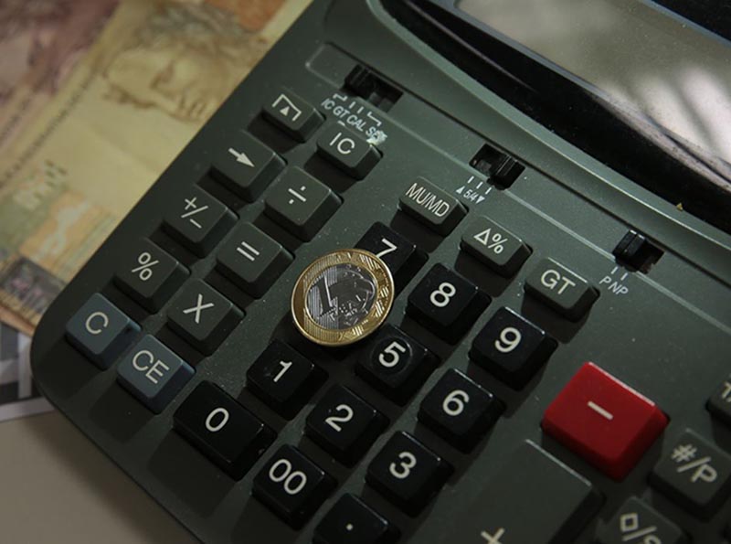 Inadimplência e endividamento atingem maiores valores em 12 anos