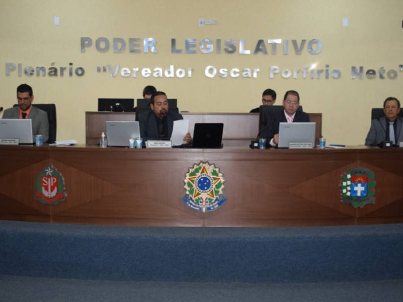 Vereadores apresentam 15 requerimentos e 20 indicações durante Sessão Ordinária