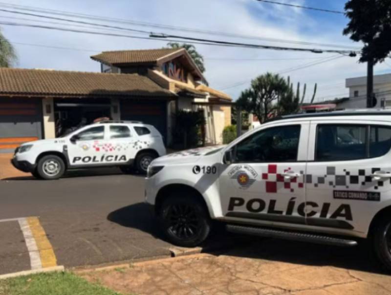 Trio armado invade casa de empresário e faz casal refém em Santa Cruz do Rio Pardo