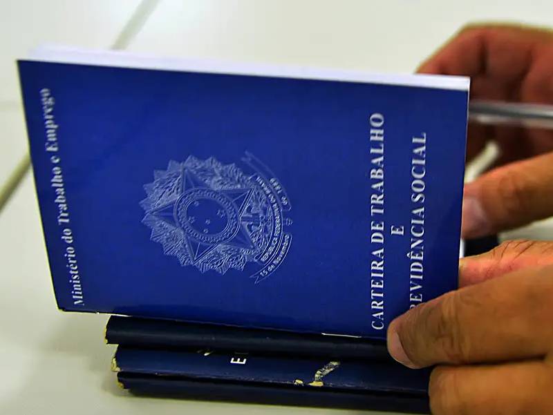 Jaju Alimentos divulga oportunidades de emprego