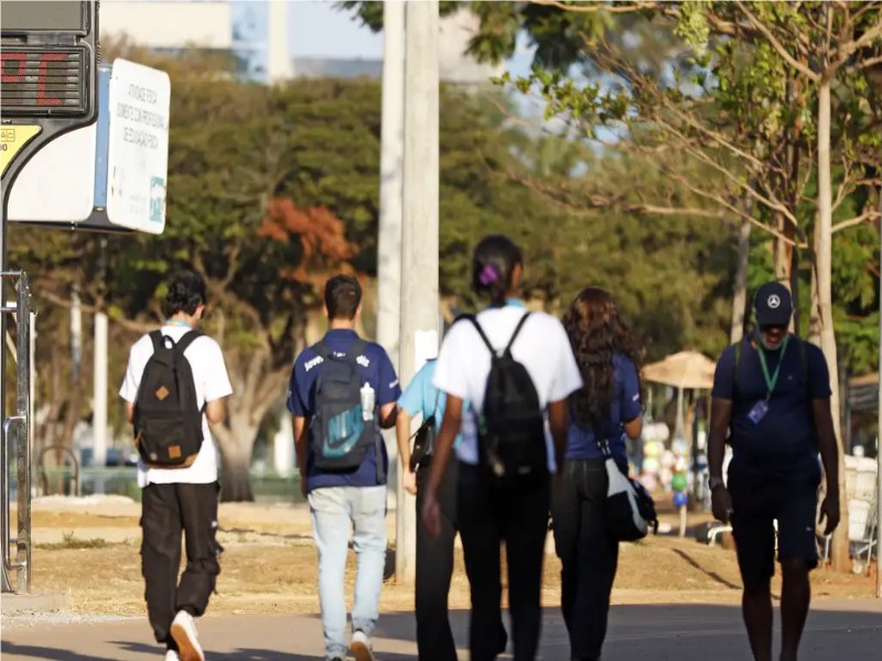 Brasileiros se sentem mais saudáveis do que são, diz pesquisa