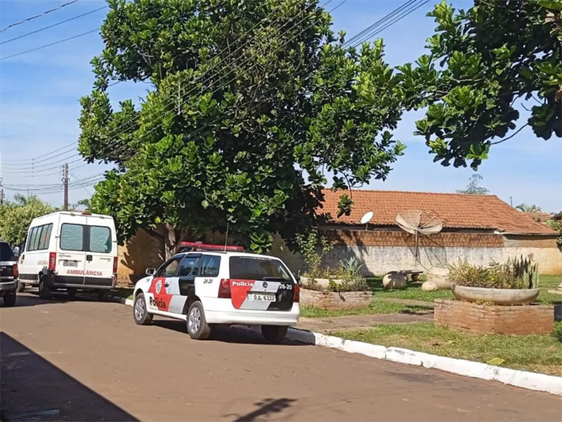 Homem é assassinado a facadas em residência em Nantes