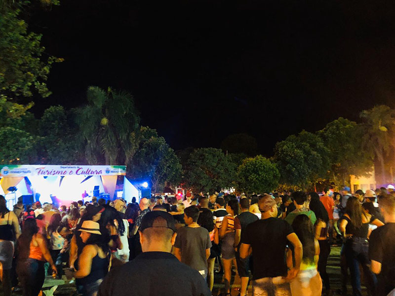 Público compareceu em massa para prestigiar o Carnaval em Paraguaçu Paulista