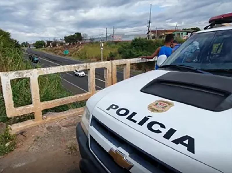 Corpo de homem recém-saído da cadeia é achado ao lado de rodovia em Marília