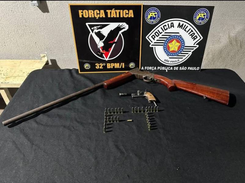 Polícia apreende espingarda e munições em Cândido Mota e um homem é preso