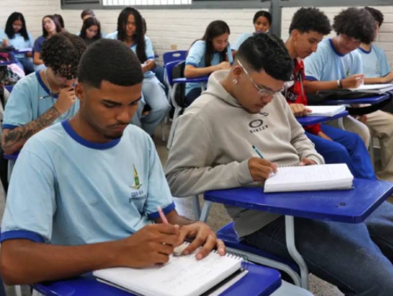Pé-de-Meia: nascidos em maio e junho recebem hoje parcela de R$ 200