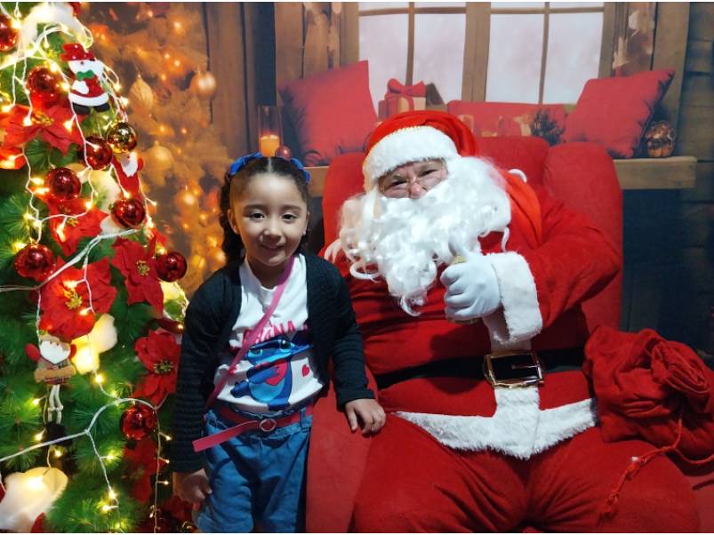 Grande festa marca a chegada do Papai Noel em Paraguaçu Paulista