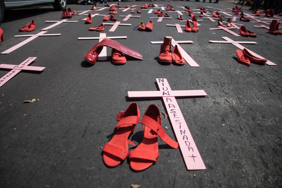 Feminicídio fez 137 vítimas por dia no ano passado