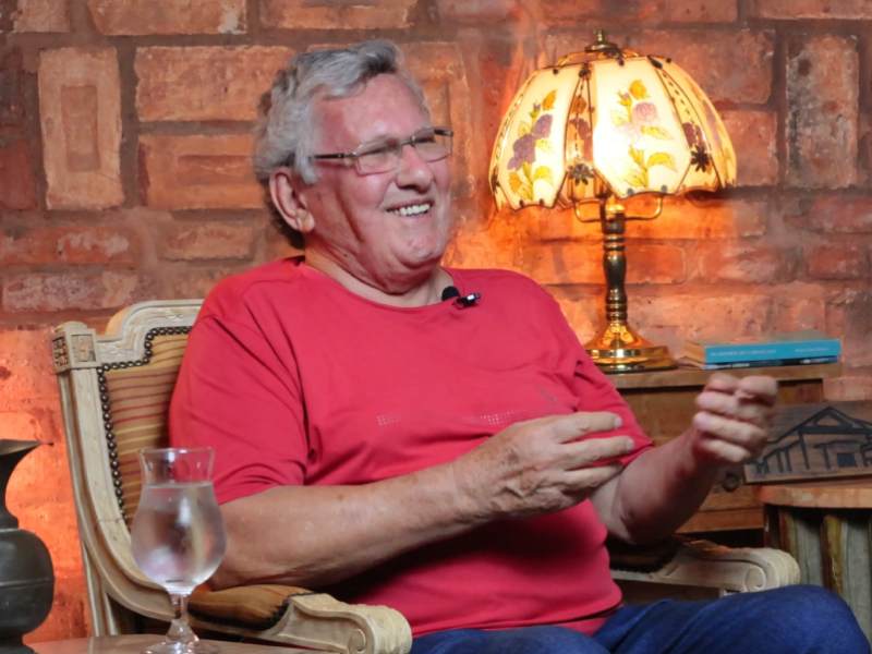 Casos & Causos: Conheça a trajetória de Adauto Elias Moreira, professor, pesquisador e escritor