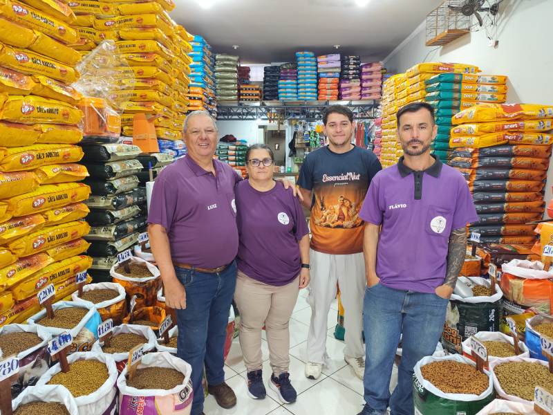 Casa de Ração do Vô comemora 6 anos de história e sorteia kit para pets