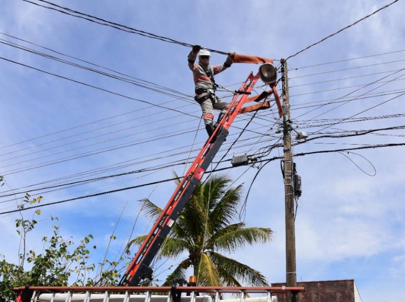 Energisa abre oportunidade para eletricista de distribuição em Maracaí