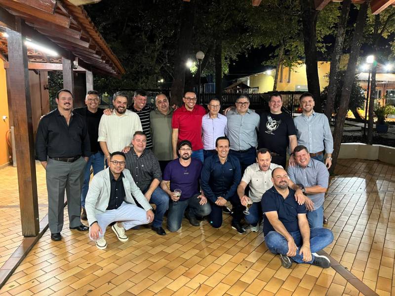 Atiradores do TG do ano de 2000 promovem encontro para celebrar os 25 anos