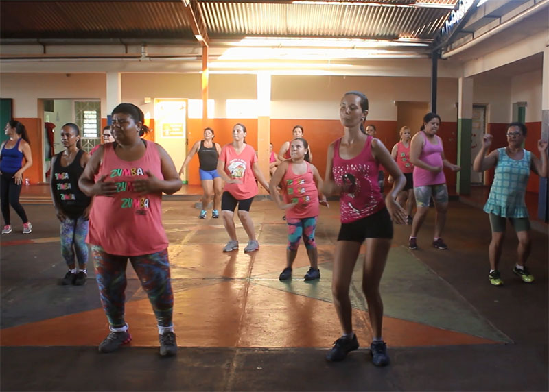 Zumba atrai cada vez mais paraguaçuenses em busca de saúde e interação