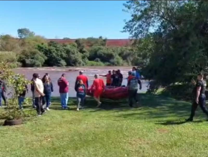 Corpo de Bombeiros e policiais civis fazem buscas por mulher que desapareceu na região do Rio Pardo