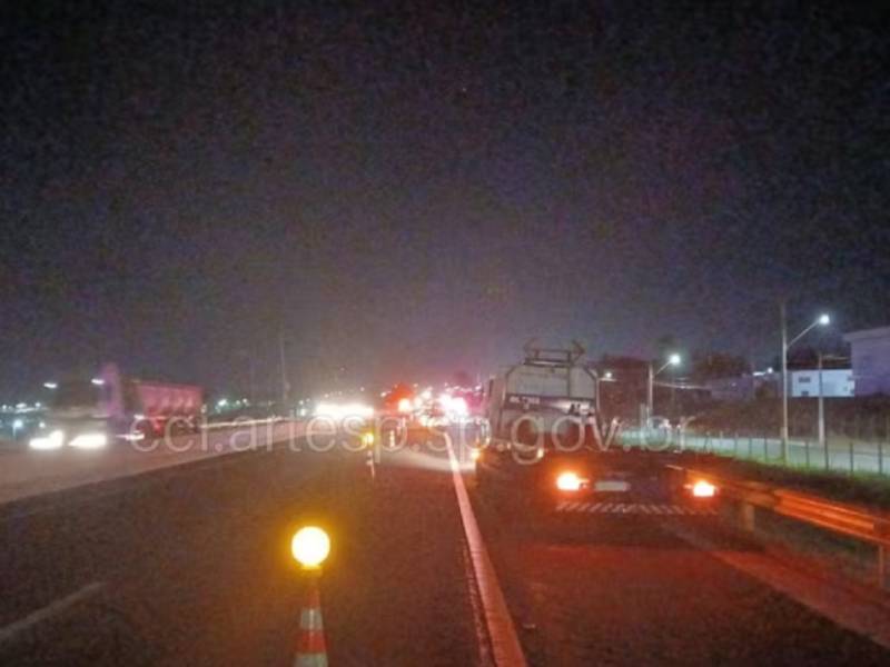 Motociclista morre atropelado em rodovia de Marília