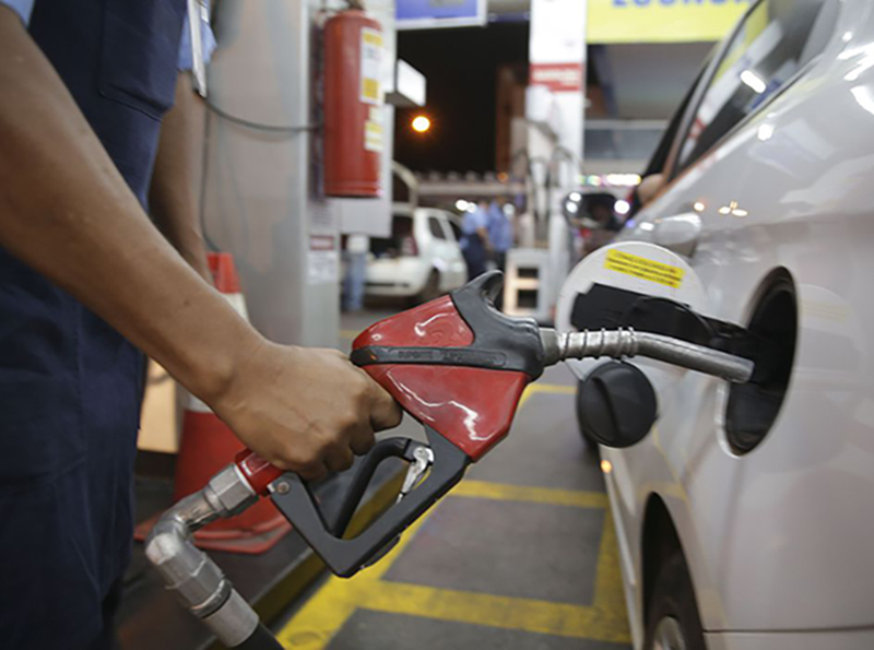 Petrobrás anuncia aumento no valor da gasolina, diesel e gás de cozinha
