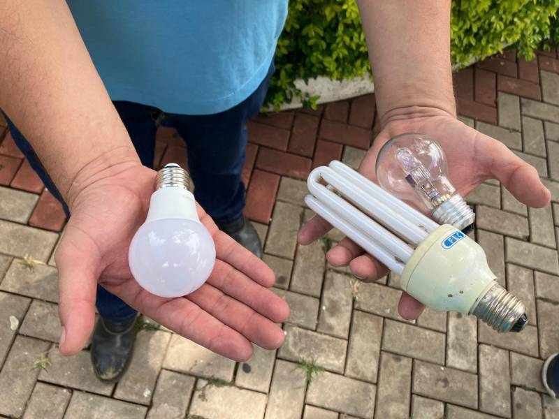 Projeto Nossa Energia está em Nantes com troca de lâmpadas para famílias de baixa renda