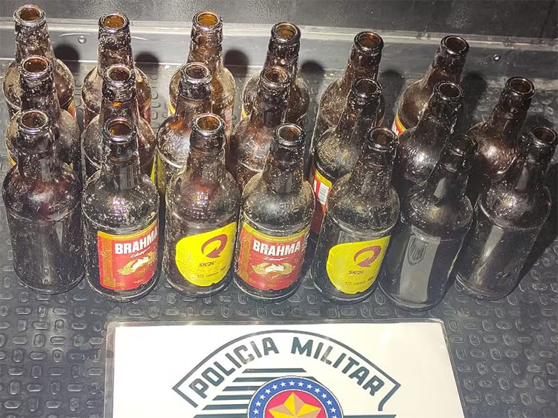Homem é preso em flagrante por furto de 20 garrafas vazias em Osvaldo Cruz