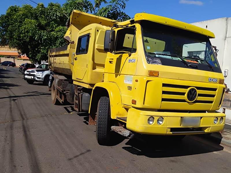 Carga de maconha escondida em caminhão de empresa é apreendida em rodovia de Assis