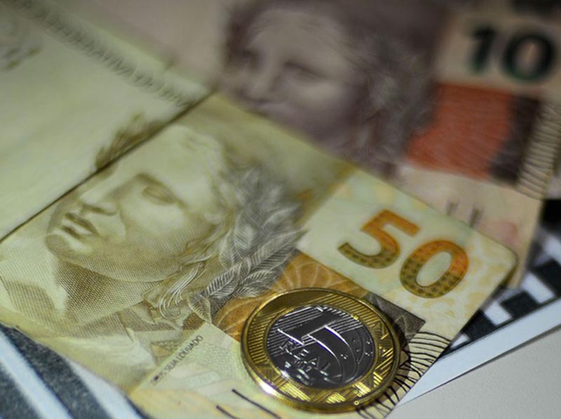 Teto da aposentadoria do INSS sobe para R$ 7.087