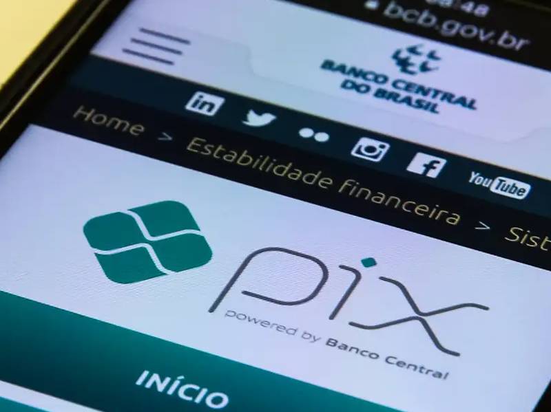 Pix por aproximação passa a mostrar saldo antes do pagamento