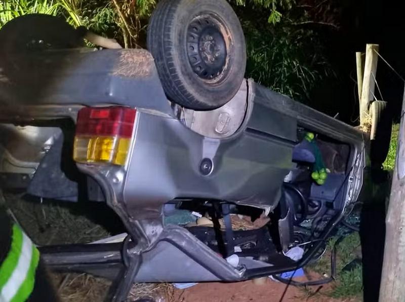 Homem morre após capotar carro em vicinal de Tupã