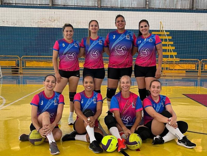 Equipe Paraguaçu Voleibol disputa seu primeiro campeonato em Osvaldo Cruz neste domingo, dia 8