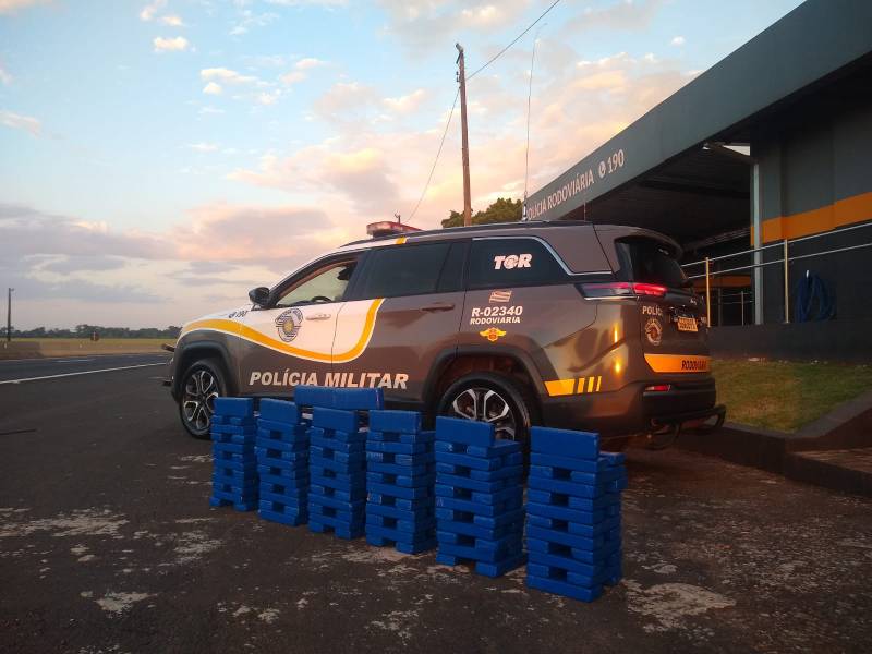 Traficante é preso transportando 140 tabletes de maconha no porta-malas do carro em Ourinhos