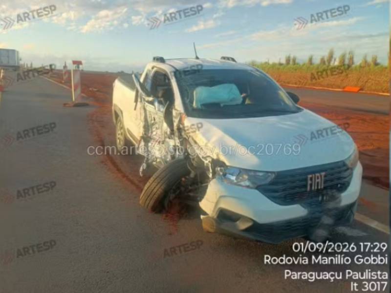 Acidente entre carro e caminhão deixa rodovia interditada por 13 horas em Paraguaçu Paulista