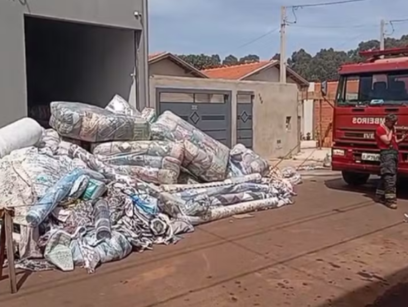 Incêndio em fábrica de bordados mobiliza Corpo de Bombeiros em Ibitinga